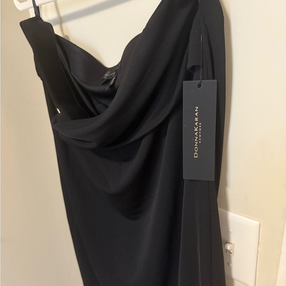 Donna Karan Elegant Black Pencil Skirt - Picture 4 of 4
